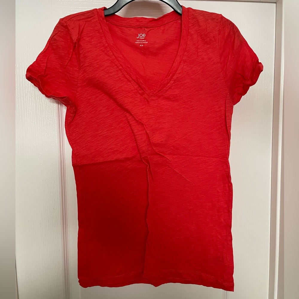 Joe Fresh short sleeve v neck basic tee top size Medium- coral red
